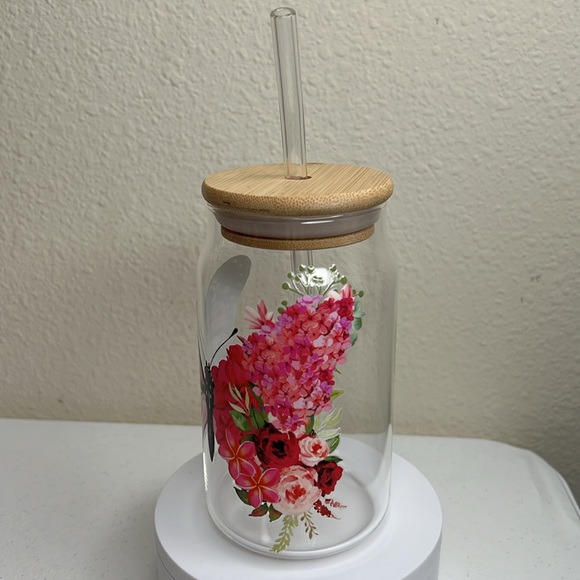 ⭐️ Butterfly Flower Handmade Libbey Glass Cup - Picture 4 of 5